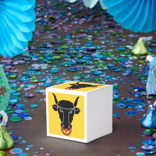 Patriotic favor box with Flag of Uri, Switzerland Bedankdoosjes (Feest)