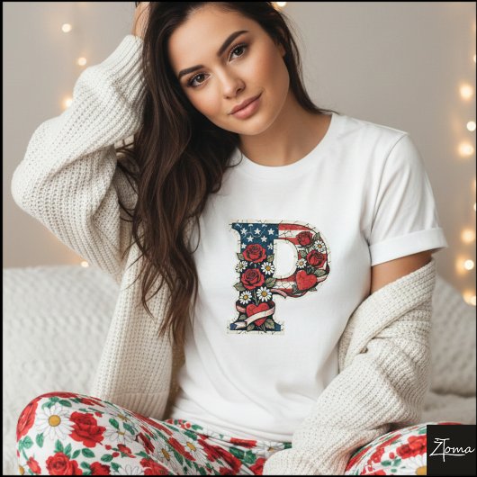 Patriotic Floral Letter P Wreath Design T-shirt