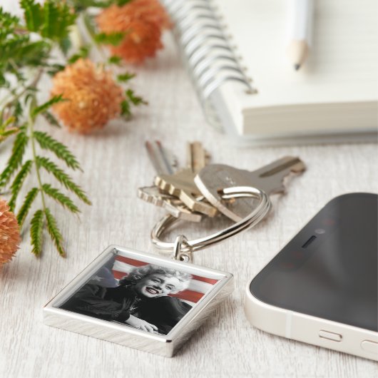 Patriotic Marilyn Sleutelhanger (Zijkant)