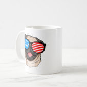 Patriotic Pug Koffiemok (Voorkant links)