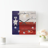 Patriotic Rustic Texas Flag op houtextuur Vierkante Klok (Huis)