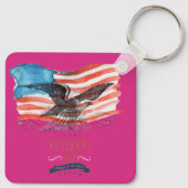 Patriots remembered magenta sleutelhanger (Achterkant)