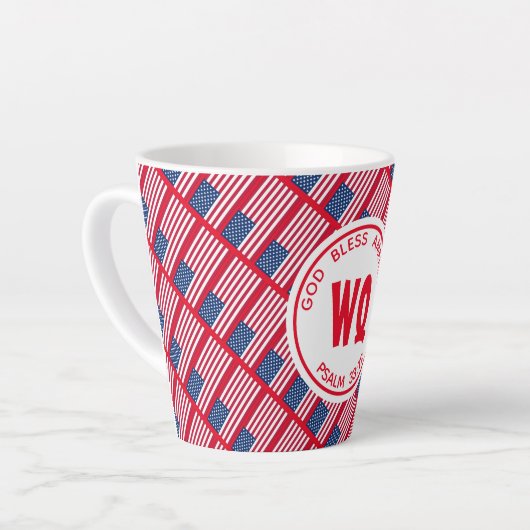 Patriottic USA American Flag Monogram Latte Mok (Linkerhoek)