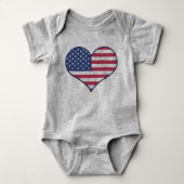 Patriottic USA Flag Heart Home of the Brave Romper (Voorkant)