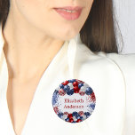 Patriottic USA red white blue flag label Ronde Button 3,2 Cm<br><div class="desc">Witte achtergrond. Gedecorreerd met patriottische gekleurde ballonnen in rood blauw en wit. Blauwe en rode sparken. Pas een naam aan en voeg deze toe.</div>
