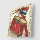  patriotticum, drums met muzieknotities vierkante klok (Hoek)