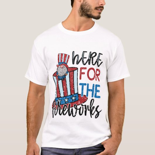Patriottisch 4 juli Vuurwerk Kabouter T-Shirt (Voorkant)