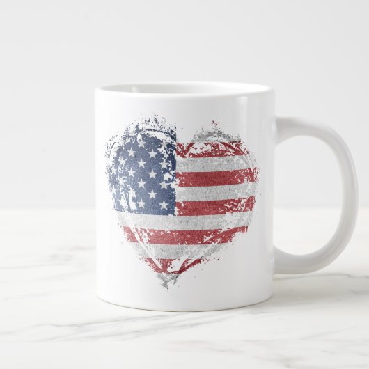 Patriottisch Amerikaans hart in Grunge Grote Koffiekop (Rechts)