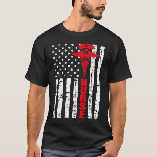 Patriottisch Amerikaans Vlag geregistreerd op zust T-shirt (Voorkant)