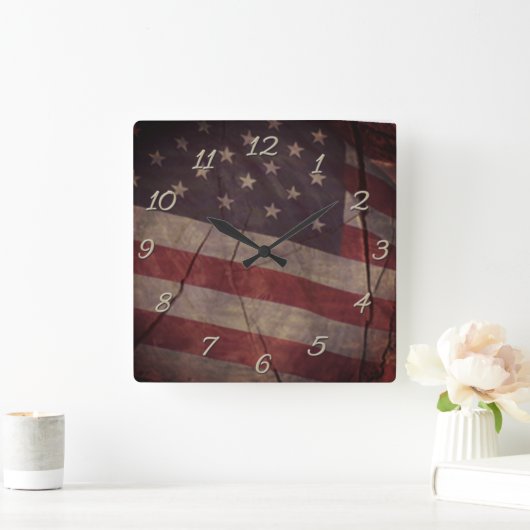 Patriottisch Amerikaans vlagsegment over bijtend g Vierkante Klok (Huis)