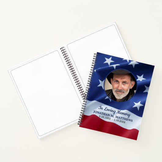 Patriottisch Amerikaans vlagveteraan Funeral Guest Notitieboek (Binnen)