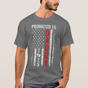 Patriottisch Bevorderd tot Papa 2025 Eerste Keer N T-shirt