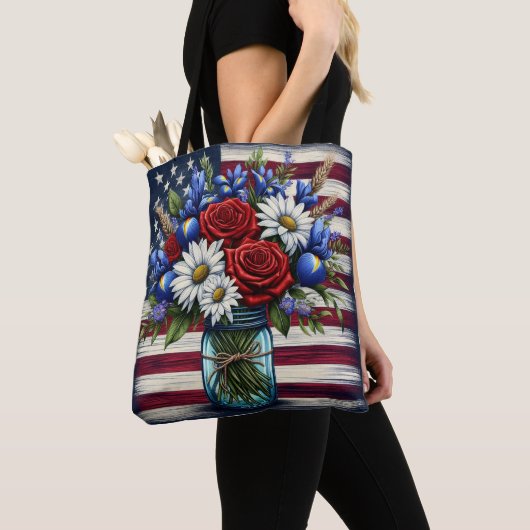 Patriottisch, bloemendistressed Amerikaans Tote Bag (Dichtbij)