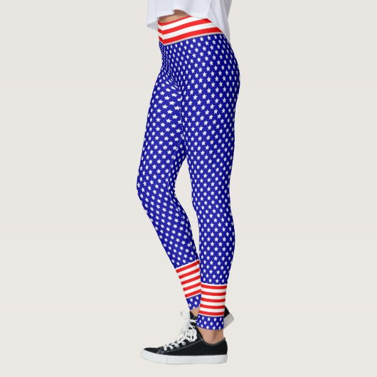 Patriottisch in rode, witte en blauwe sterren en s leggings (Links)