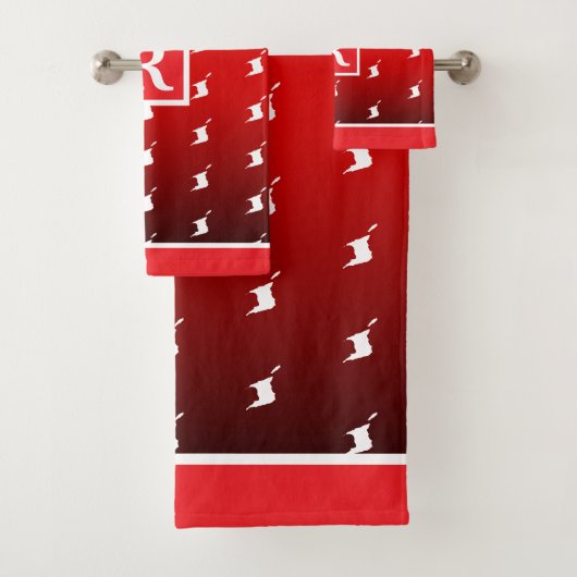 Patriottisch patroon met monogram op rode gradiënt bad handdoek (Insitu)