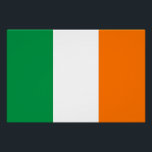 Patriottisch poster met vlag van Ierland<br><div class="desc">Voeg een vleugje Irish Pride toe aan uw interieur met ons exclusieve poster met de Ierse vlag! Dit poster is gemaakt met een zorgvuldige aandacht voor detail en is meer dan alleen een kunstwerk; het is een eerbetoon aan het rijke erfgoed en de culturele trots van Ierland. Het bruisende ontwerp...</div>