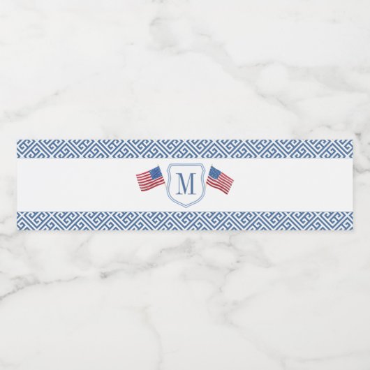 Patriottisch rood wit blauw monogram bruiloft waterfles etiket (Enkel label)