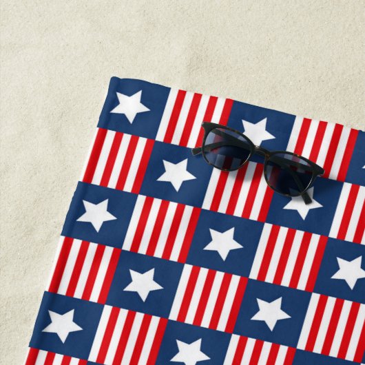 Patriottisch rood, wit en blauw Vlag Patroon Strandlaken (In situ)