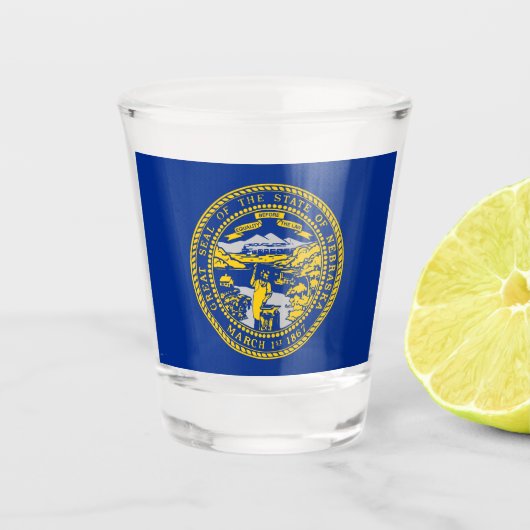 Patriottisch schutglas met vlag van Nebraska Shot Glas (Voorkant)