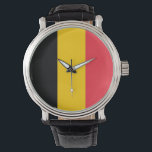 Patriottisch, speciaal horloge met vlag van België<br><div class="desc">Voeg een vleugje Belgian Pride toe aan uw accessoire-collectie met ons exclusieve handhorloge met de vlag van België! Dit handhorloge is gemaakt met nauwgezette aandacht voor detail en is meer dan alleen een tijdwaarnemer; het is een viering van het rijke erfgoed en de culturele trots van België. Het elegante ontwerp...</div>