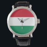 Patriottisch, speciaal horloge met vlag van Hongar<br><div class="desc">Ontdek tijdloze elegantie met ons prachtige zakhorloge met de vlag van Hongarije! Dit zakhorloge is meer dan alleen een tijdwaarneming accessoire; het is een viering van het rijke culturele erfgoed en de nationale trots van Hongarije. Het opvallende ontwerp toont prominent de Hongaarse vlag, waardoor het een unieke en zinvolle manier...</div>