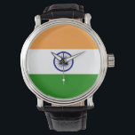 Patriottisch, speciaal horloge met vlag van India<br><div class="desc">Omarm de geest van India met ons prachtige handhorloge met de driekleurige vlag! Dit stijlvolle uurwerk toont met trots het iconische ontwerp van de Indiase vlag. De horlogeband en wijzerplaat tonen elegant de saffraan, wit en groen, met de Ashoka Chakra in marineblauw gecentreerd op de witte streep. Deze elementen symboliseren...</div>