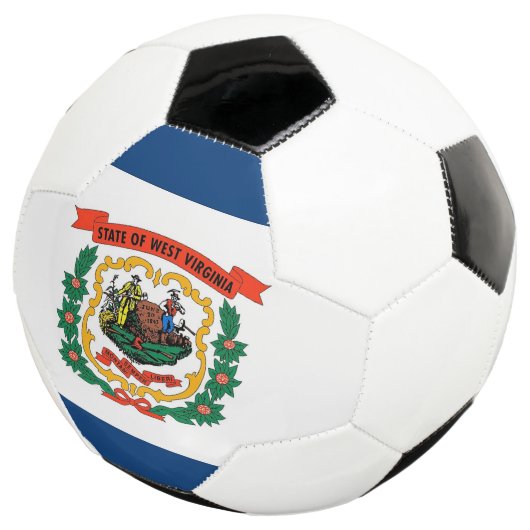 Patriottisch Voetbal met de vlag van West-Virginia (Drie kwart)