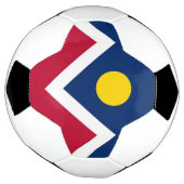 Patriottisch Voetbal met vlag van Denver, Verenigd (Gedraaid)