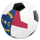 Patriottisch Voetbal met vlag van North Carolina (Drie kwart)