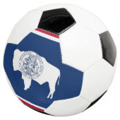 Patriottisch Voetbal met vlag van Wyoming (Drie kwart)