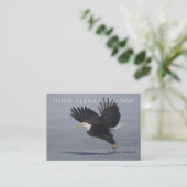 Patriottische adelaar die vlucht neemt - twee zijd visitekaartje (Staand voorkant)