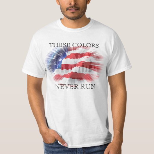 Patriottische Amerikaanse vlag Deze kleuren lopen  T-shirt (Voorkant)
