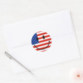 Patriottische Amerikaanse vlag met lachend gezicht Ronde Sticker (Envelop)