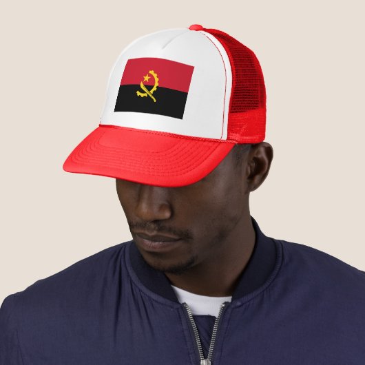 Patriottische Angolese vlag Trucker Pet (In situ)