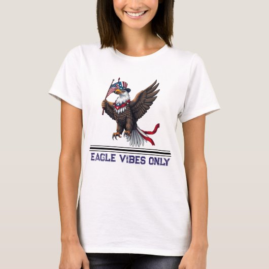 Patriottische Bald Eagle met Amerikaanse vlag - 4  T-shirt (Voorkant)