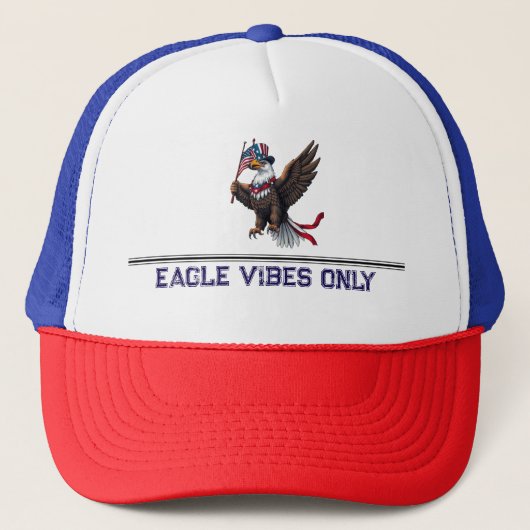 Patriottische Bald Eagle met Amerikaanse vlag - 4 Trucker Pet (Voorkant)