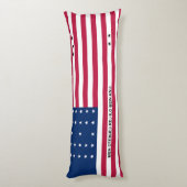 Patriottische Bikini-atol vlag Lichaamskussen (Achterkant (Verticaal))