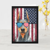 Patriottische Dobermann Pinscher 4 juli VS Amerika Kaart (Gele Bloem)