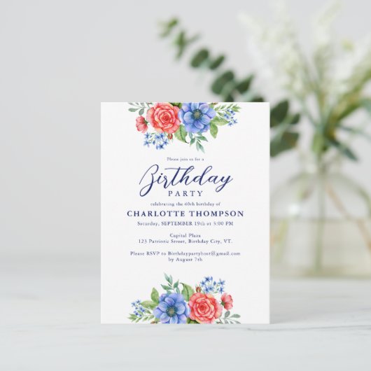 Patriottische Floral Red White Blue Birthday Party Uitnodiging Briefkaart (Staand voorkant)