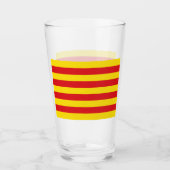Patriottische glazen beker met vlag van Catalonië, (Voorkant)