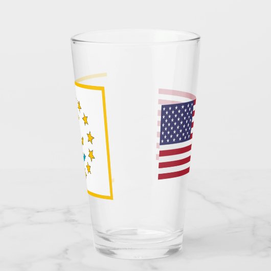 Patriottische glazen beker met vlag van Rhode Isla (Links)
