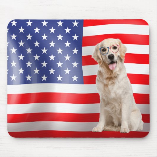 Patriottische Golden Retriever met vlag Muismat (Voorkant)
