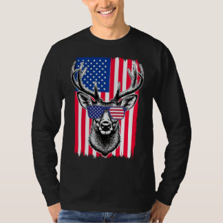 Patriottische herten dragen Amerikaanse vlag zonne T-shirt