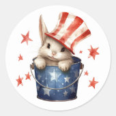 Patriottische Konijn Wit-Rode Gestreepte Hoed Ronde Sticker (Voorkant)