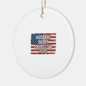 Patriottische man papa beschermer held vlag shirt  keramisch ornament (Links)