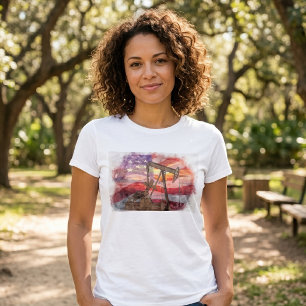 Patriottische oliepomp bij zonsondergang Pastel Te T-shirt
