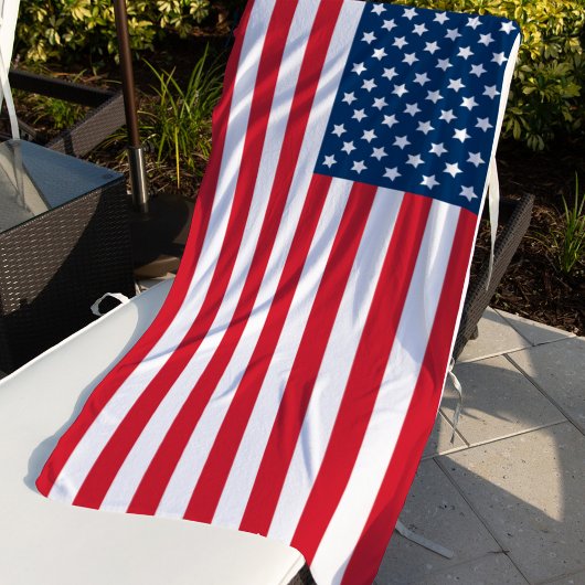 Patriottische rode witte en blauwe Amerikaanse vla Strandlaken