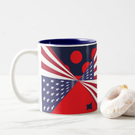 Patriottische rode witte en blauwe vlagkoffie, the tweekleurige koffiemok