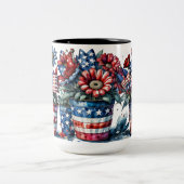 PATRIOTTISCHE ROOD WIT BLAUW AMERIKAANSE BLOEMEN I TWEEKLEURIGE KOFFIEMOK (Center)