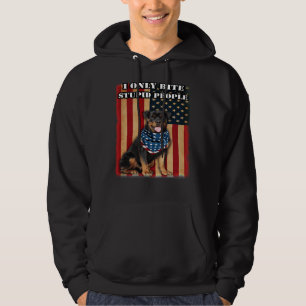 Patriottische rottweiler bijt alleen domme mensen hoodie